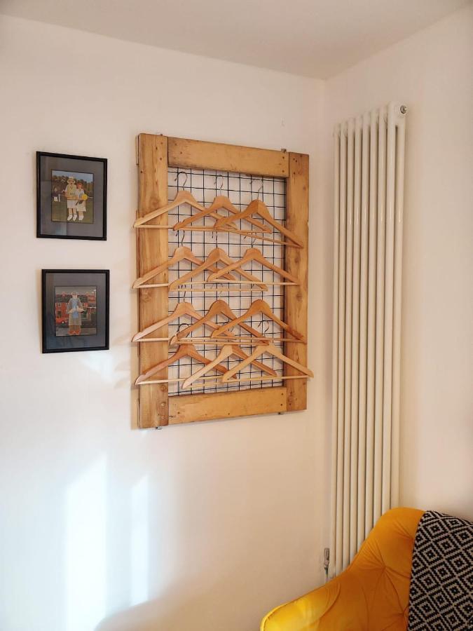 Kew Gardens - Private Double Room Richmond London - Homestay Bagian luar foto