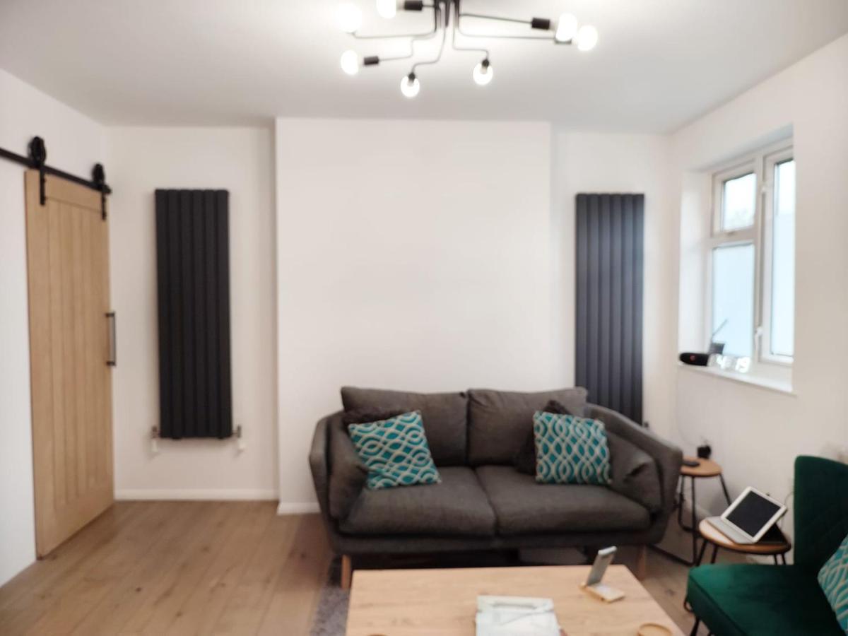 Kew Gardens - Private Double Room Richmond London - Homestay Bagian luar foto